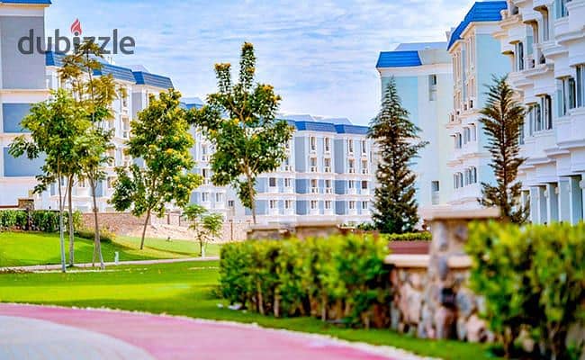 اى فيل روف اول سكن  لإيجار 2 غرف نوم مفروشة بالكامل موقع متميز إطلالة على البحيرة في mountain view hydepark  جاهزة لسكن 0