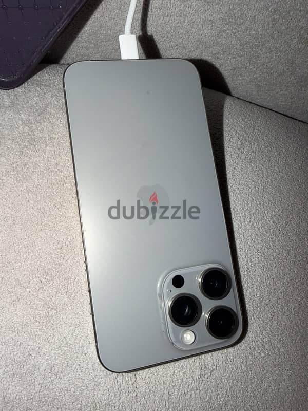 i phone 15 pro max 0