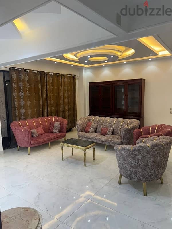 دوبلكس للإيجار في التجمع الخامس – جنوب الأكاديمية! 0