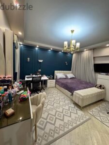 4,100,000 ج.م للبيع فورًا بالهرم الرئيسي |شقة لقطة 180 متر بموقع مميز وتفاوض للجادين