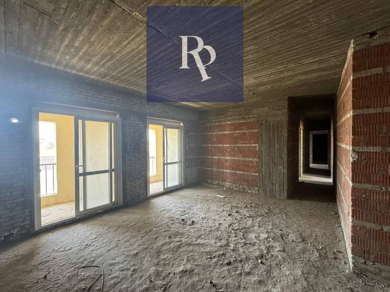 أقل من سعر السوق لامتلاك شقة بحري / غربي في بإطلالة مفتوحة مباشرة على الفيلات وباتجاه  – أعلى درجات الخصوصية والهدوء. 0