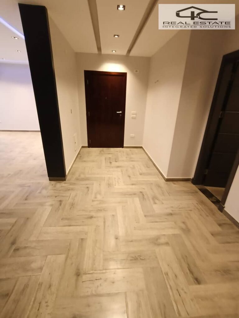 شقة 240 م متشطبة بالتكيفات و المطبخ فيو مميز اقل سعر ايجار في كمبوند اكتوبر بلازا 6 اكتوبر بجانب نيو جيزة Ocrtober plaza 6 october near to new giza 0