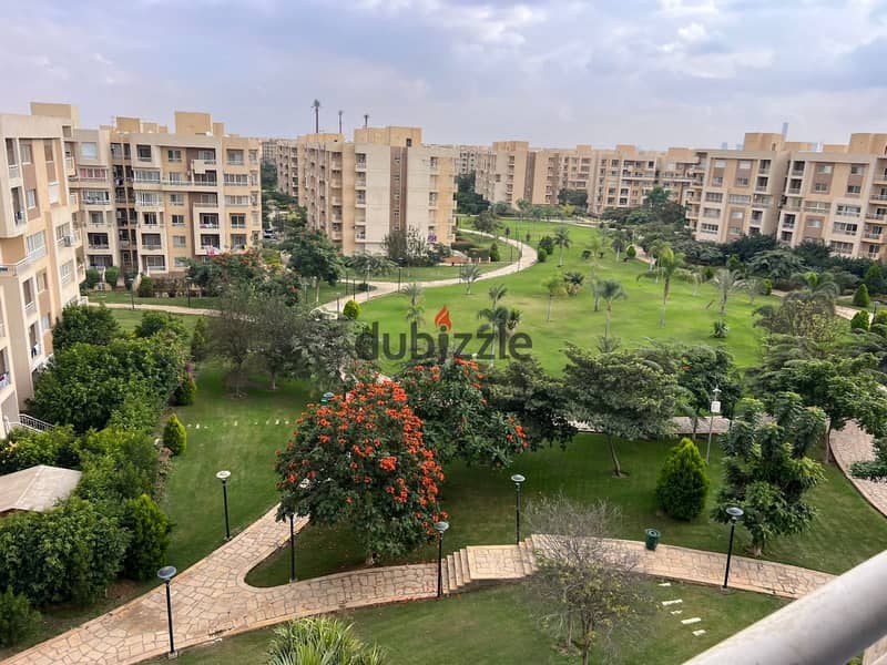 شقة للبيع في مدينتي 200م فيو وايد جاردن طلعت مصطفي B11 0