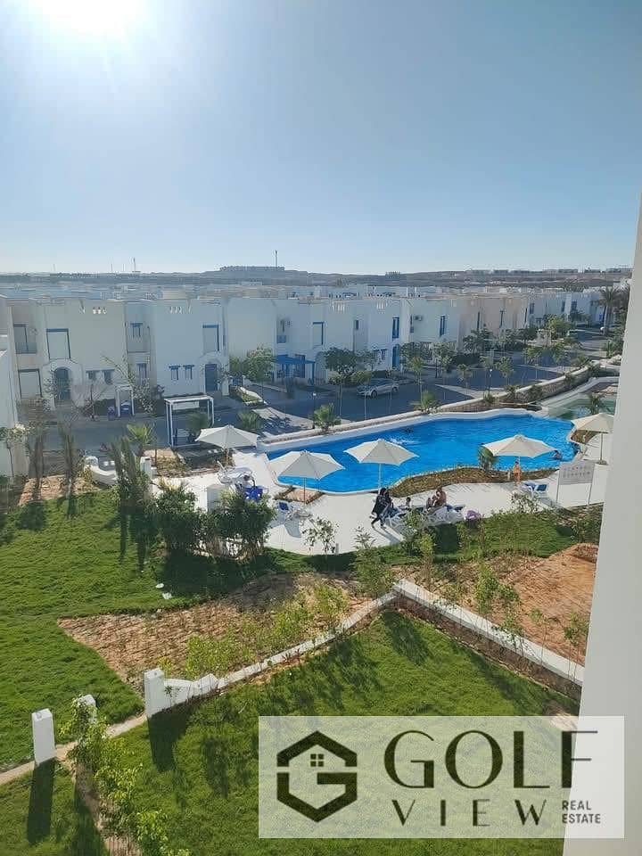 شاليه 3 غرف في ماونتن فيو راس الحكمه الساحل الشمالي مرحله اسكالا فرونت استلام 2027(North Coast)دور اول الصيانه مدفوعه بالكامل برايم لوكيشن مواجه للبحر 0