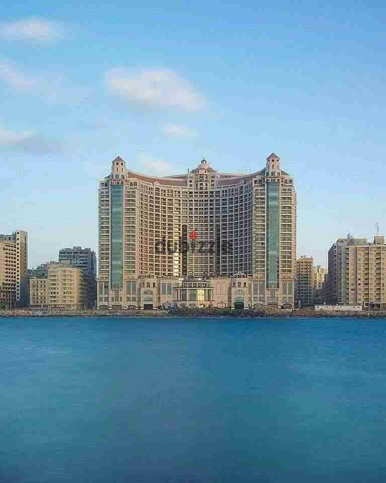 شقة فاخرة للبيع – بالفورسيزونز (سان ستيفانو)  المساحة: 270 م² (نموذج W)  عدد الغرف: 4 غرف منهم 2ماستر 0