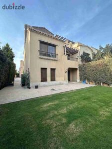 فيلا توين هاوس للايجار بالمطبخ والتكيفات في ميفيدا 80,000 ج.م