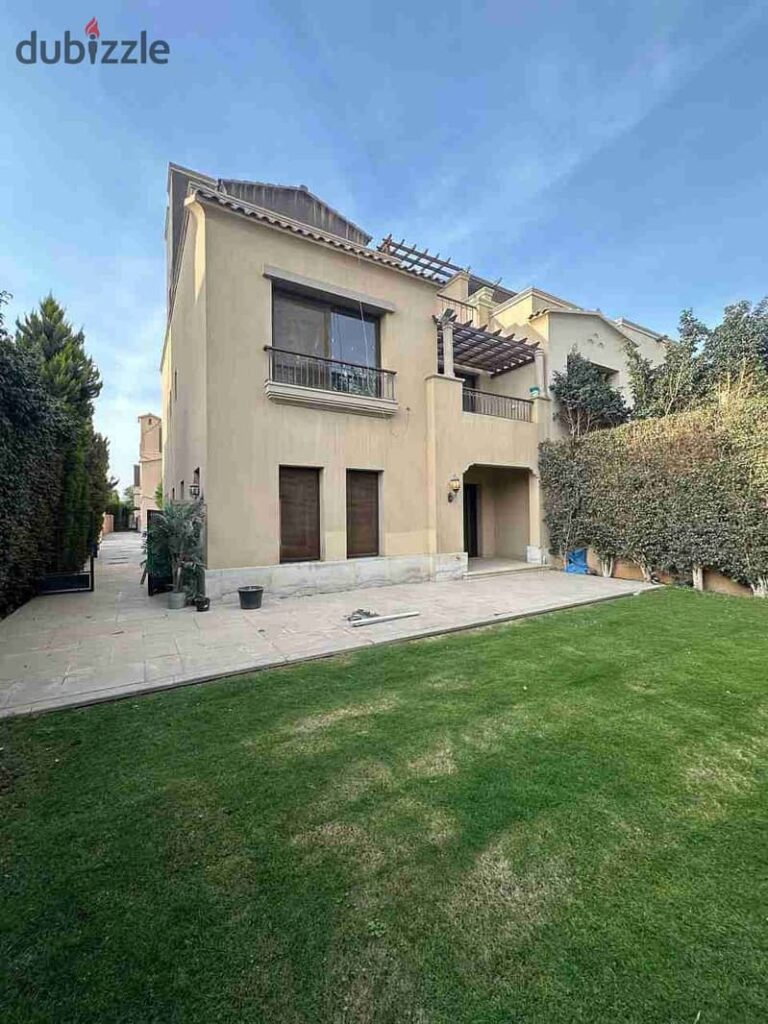 فيلا توين هاوس للايجار بالمطبخ والتكيفات في ميفيدا 0