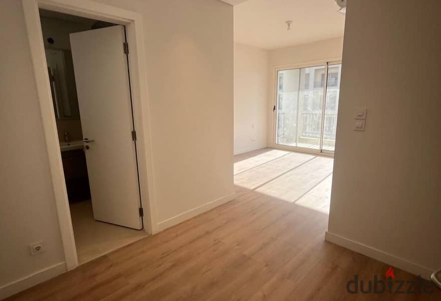 شقة مطبخ وتكييفات موقع متميز ارخص سعر للايجار في ميفيدا - التجمع الخامس - القاهرة الجديدة 0