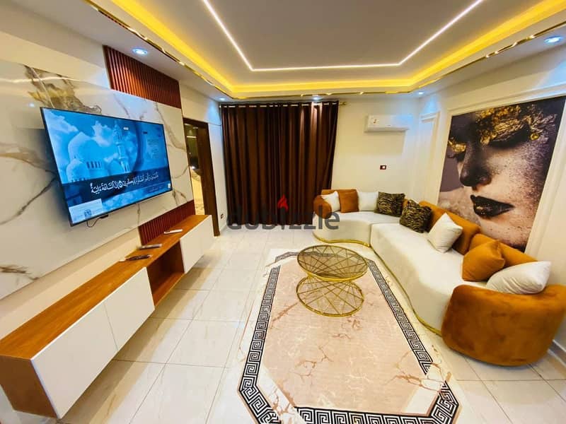 أستوديو مفروش فندقي مكيفة بالكامل يوجد جميع الأجهزة الحديثة بموقع متميز في مدينة نصر على مكرم عبيد الرئيسي و بالقرب من سيتى ستارز 0