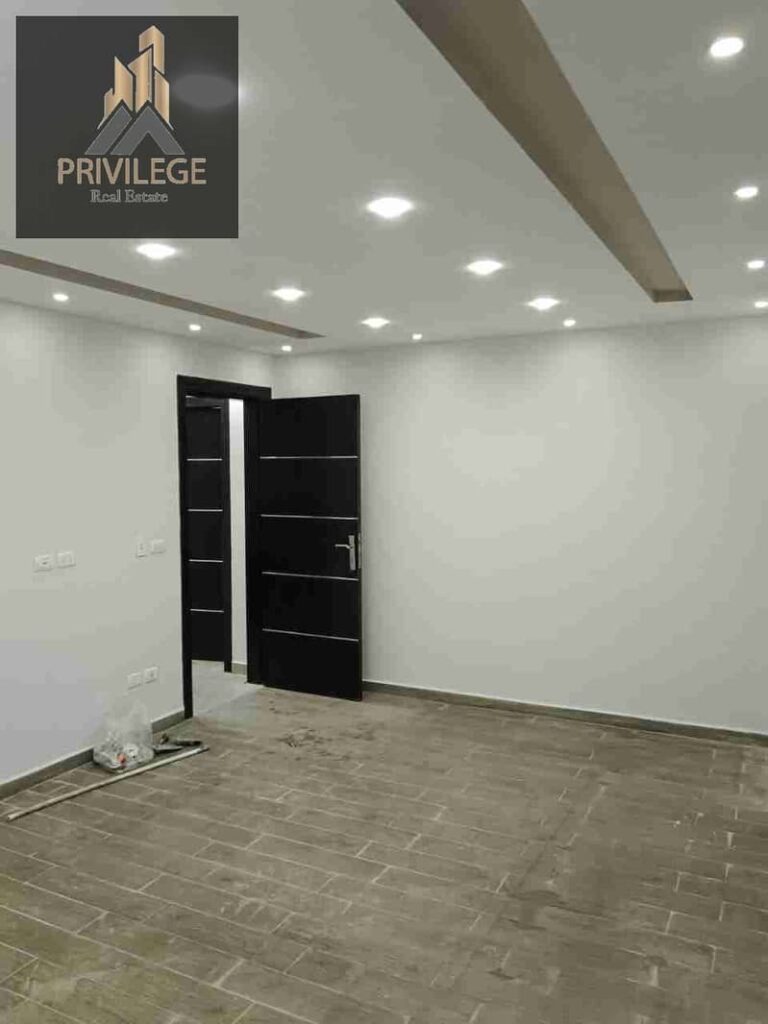 مقر اداري  للايجار علي الدائري مباشره متشطب الترا سوبر لوكس 0