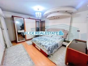 شقه مفروشه للايجار في سموحه شارع زكي رجب 28,000 ج.م