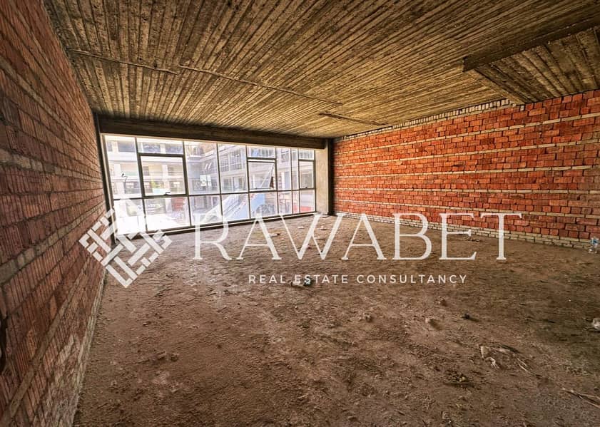 محل تجاري للايجار 88م – استلام فوري –  في افضل لوكشن في قلب الشيخ زايد، بجوار ذا جيت، أجورا، ريتزي، إسبانيا، 0