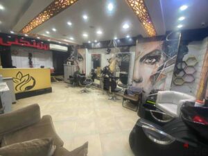 بيوتي سنتر مفروش ومجهز بالكامل للبيع اكسترا بواجهه مميزه بموقع متميز خدمي بي اللبيني هرم 3,250,000 ج.م