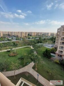 شقة للبيع بمدينتي B3 | موقع مميز جدًا قريب من الخدمات 6,300,000 ج.م