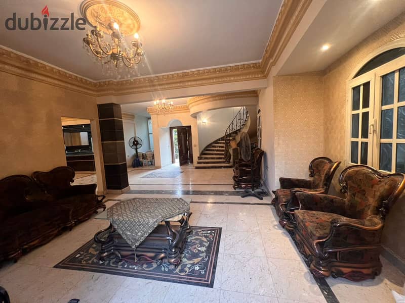 فيلا مفروشة للإيجار بجانب بالم هيلز بالشيخ زايد 0