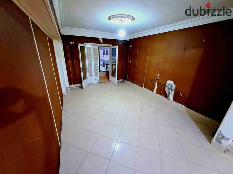 شقه للبيع 160 م في مدينه نصر عمارات شراره شارع حسن المأمون- استلام فوري 0