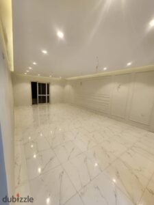 شقه للبيع بكمبوند الخمائل بالشيخ زايد خلف مسجد الشرطه مباشره بسعر لقطه 5,600,000 ج.م