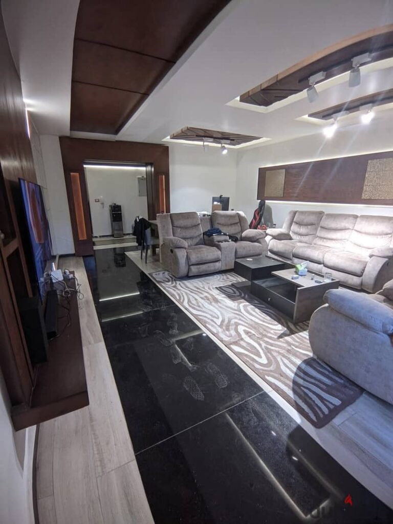 شقه 155م بجاردن 50م للبيع - تشطيبات خاصه -فيو وايد جاردن -بحري صريح -بجانب افينيو مول -سعر تجاري 0