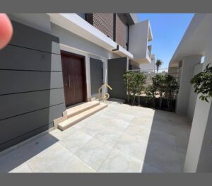 توين هاوس للإيجار في باتيو الزهراء، الشيخ زايد. بجوار كمبوند سوديك بيفرلي هيلز واليجريا، ودقائق من الربوة، إيتابا، وزيد ويست و بالم هيلز و نيو جيزة 50,000 ج.م