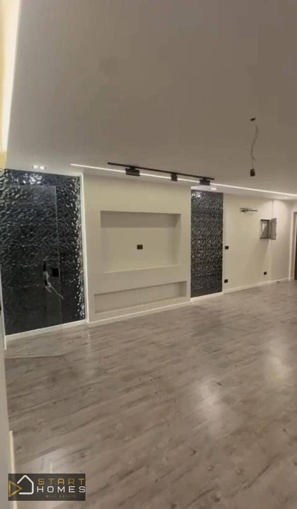 شقة للبيع في الرحاب 155 متر  ارضي بجاردن النموذج المميز للسكن الفوري بدون اي تكلفه اضافيه بتشطيبات مميزه واونر جادي جدا لسرعه البيع 0