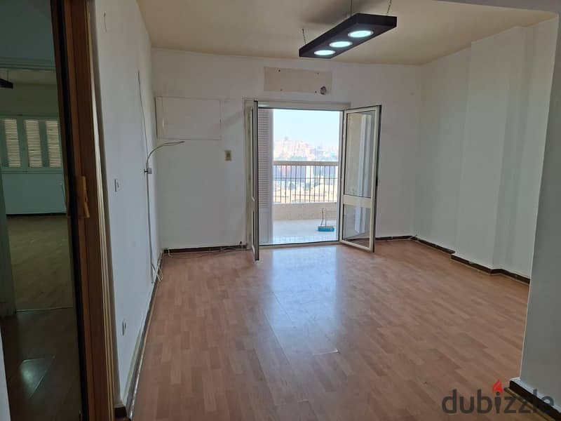 شقة قرب قصر البارون مصر الجديده للايجار 0