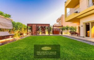 تاون هاوس بسعر لقطه في كمبوند جراند هايتس متشطبه الترا سوبر لوكس دقيقه من وصله دهشور 15,000,000 ج.م