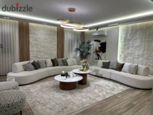 شقة مفروشه للايجار التجمع المستثمرين علي محور محمد نجيب 50,000 ج.م