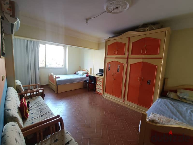 شقة قرب السراج مول المنطقه الثامنة مدينة نصر للايجار 0