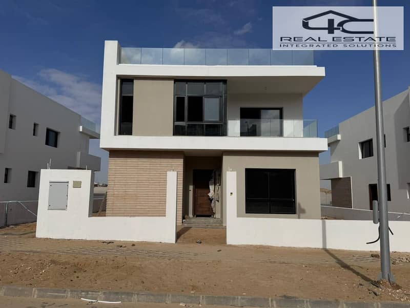 فيلا استاندالون في هايد بارك نيو كايرو التجمع الخامس in Hyde Park New Cairo Fifth Settlement 0