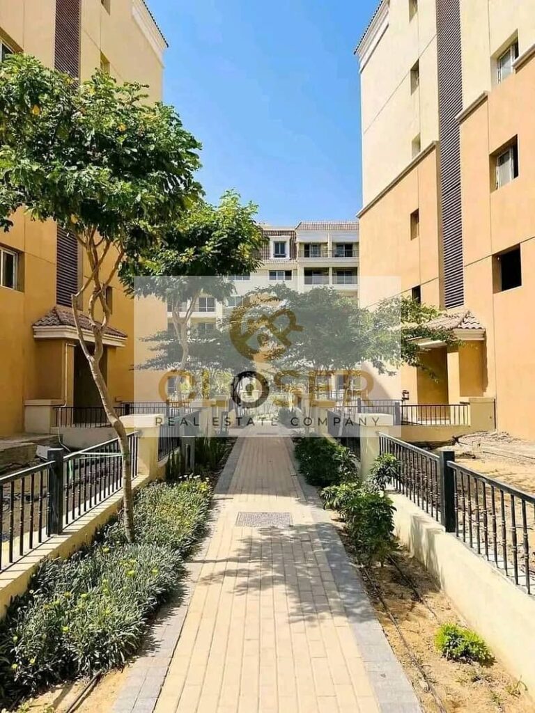 للبيع شقة 167م prime location اميز لوكيشين في كمبوند سراي المستقبل|sarai 0