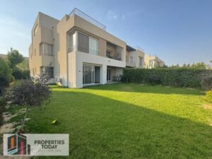 * للبيع فاملى هاوس بحديقه تشطيب سوبر لوكس بالمطبخ والتكيفات استيلام فورى 20,000,000 ج.م