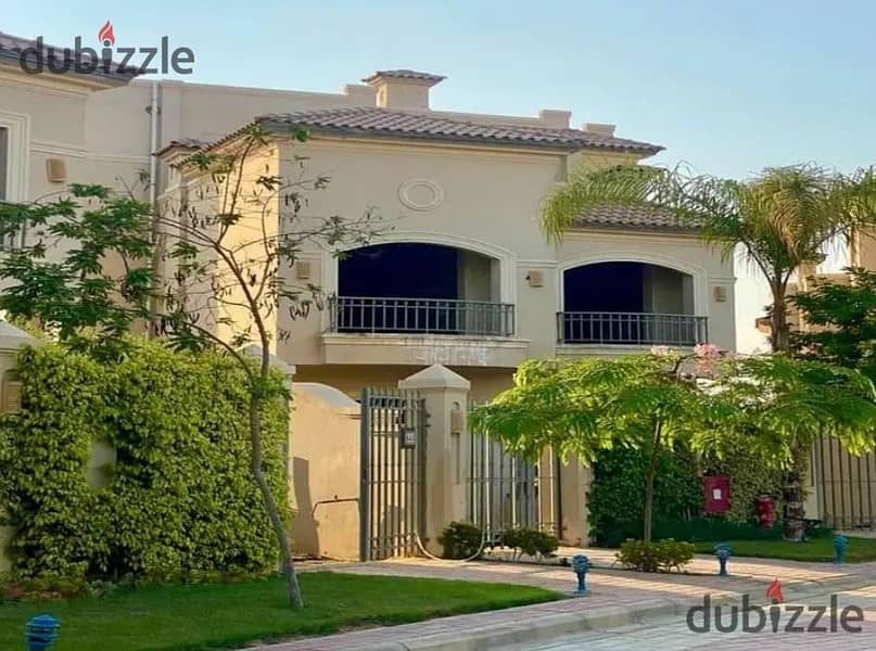 بالسعر القديم فيلا استلام فوري عالمفتاح ب أفخم كمبوند بالشروق ( الباتيو 5 ايست ) من شركة لافيستا جاهزة للمعاينة حالا بسعر لقطة 0