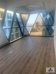 مكتب إداري للبيع بمساحة 190 متر تشطيب كامل في كايرو بيزنس بلازا التجمع الخامس 30,400,000 ج.م