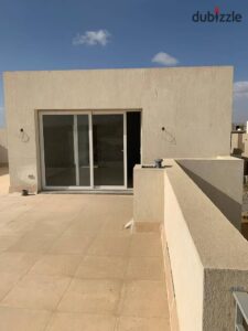 فاميلي هاوس متشطب بالروف في بالم هيلز ذا كراون وبسعر مميز 9,900,000 ج.م