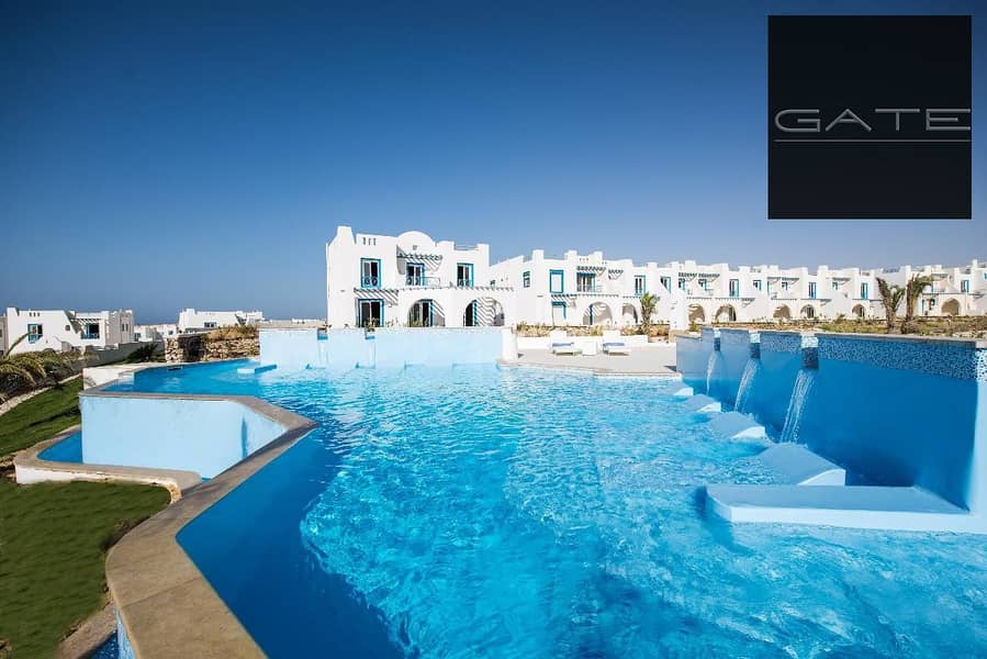 شاليه 3 غرف استلام فوري متشطب سوبر لوكس جاهز للسكن للبيع في ماونتن فيو الساحل الشمالي - بمرحلة باروس وفيو مفتوح داخل رأس الحكمة الساحل الكيلو 124 0