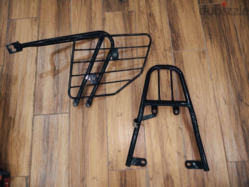 ستاند رجل وكرسي حديد اصلي 0