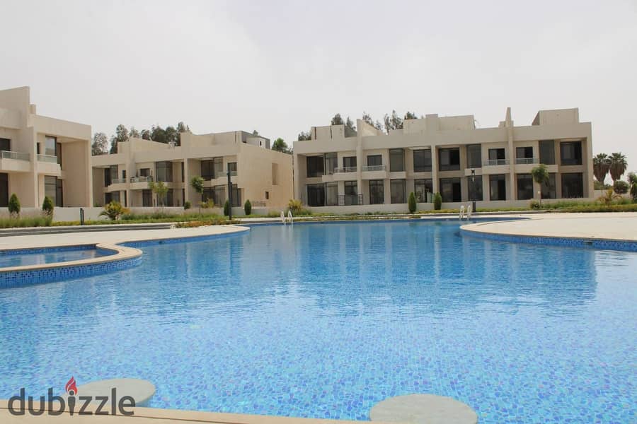 توين هاوس للبيع lake west برايم لوكيشن بالقرب من بيفيرلي هيلز 0