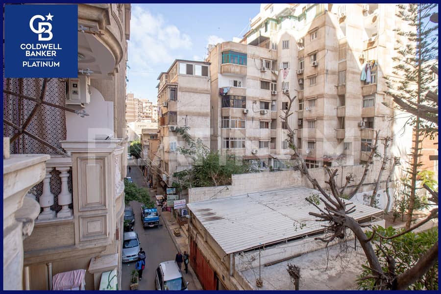 شقة للبيع 200 م لوران ( شارع عبد المنعم الدليل ) 0