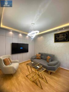 شقة مفروشة كاملة بالرحاب – 3 نوم 3 حمام – أمام السوق القديم 45,000 ج.م