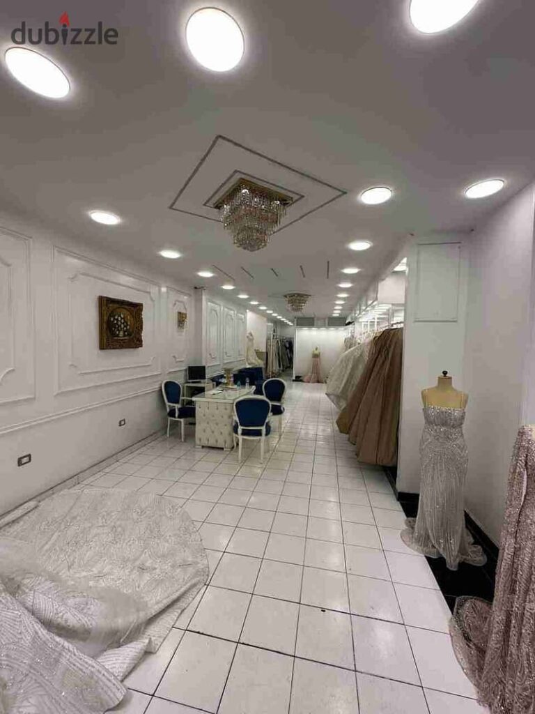 محل للايجار فى رشدى على شارع ابوقير مباشر بجوار شارع سوريا 0