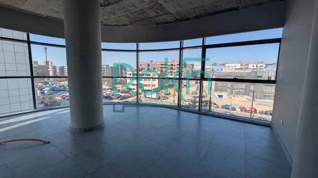 مكتب إداري جاهز للتشغيل للبيع بموقع مميز مباشرة على شارع التسعين الجنوبي 0