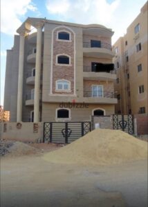 شقه للبيع في ال 2000 قطعه 2,200,000 ج.م