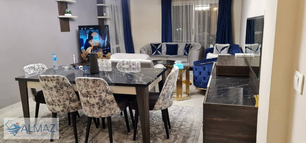 شقة مفروشة للإيجار في التجمع الأول داخل كمبوند دار مصر القرنفل، بموقع مميز قريب من شارع التسعين والطيران وجميع الخدمات. موقع مميز في التجمع الأول كمبون 0