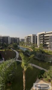 شقة للبيع في بريفادو – مدينتي | إطلالة بحيرات مباشرة شقة مميزة للبيع داخل كمبوند Privado – طلعت مصطفى إطلالة مفتوحة على البحيرات – خصوصية وأمن كامل. 12,500,000 ج.م