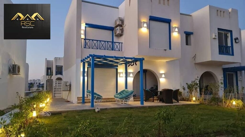 شاليه ارضى بجاردن كورنر للبيع فى ماونتن فيو راس الحكمه  مبني قائم بالفعل مرحلة سكالا هايتس موقع مميز بحرى صريح على حمام سباحه المساحه:92م الجاردن:100 0