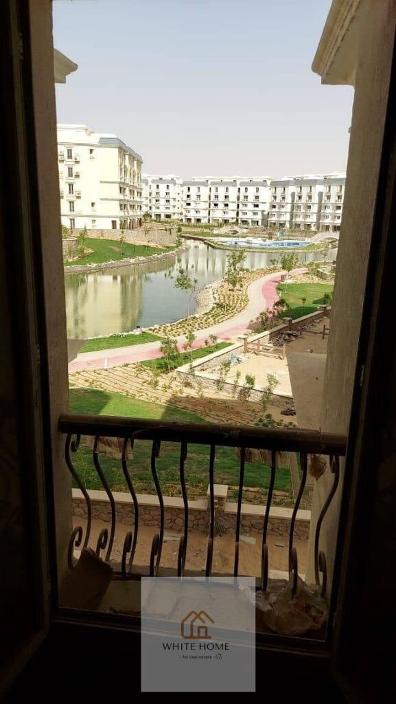 شقة للبيع في ماونتن فيو هايد بارك موقع مميز تشطيبات خاصه 0