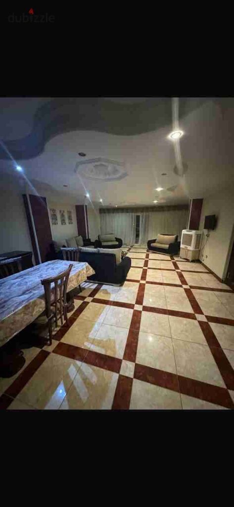 شقه للبيع في حدائق القبه 140متر بجوار مستشفى وادي النيل 0