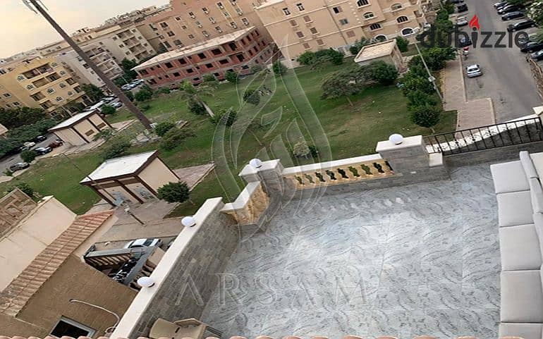 شقة رووف للبيع الفيو بانوراما على حديقة بحري – التجمع الخامس – النرجس عمارات 0