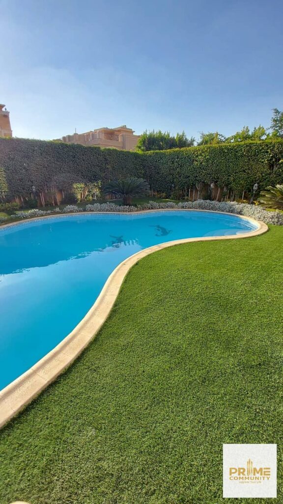 فيلا بموقع مميز جدا ومتشطبة تشطيب ألترا سوبر لوكس بحمام سباحة خاص للبيع بمينا جاردن سيتي 6 اكتوبر Villa fully finished for sale in Mena garden city 0