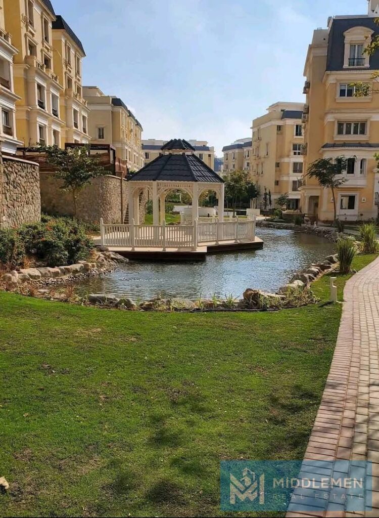 شقه 203 متر لوكيشن مميز اقل سعر فى السوق جاهزه للاستلام ماونتن فيو هايد بارك القاهره الجديده mountain view hyde park 0